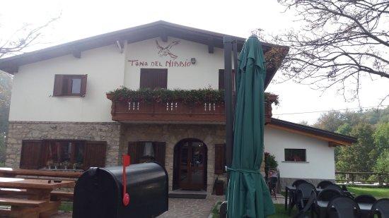 Tana Del Nibbio